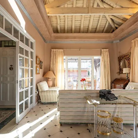 Castro Villa *